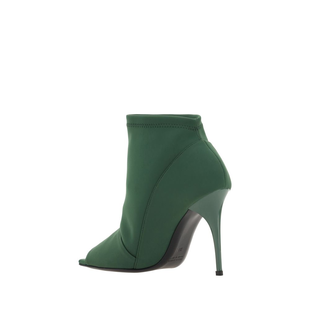 Bicolor Polyamide Pumps