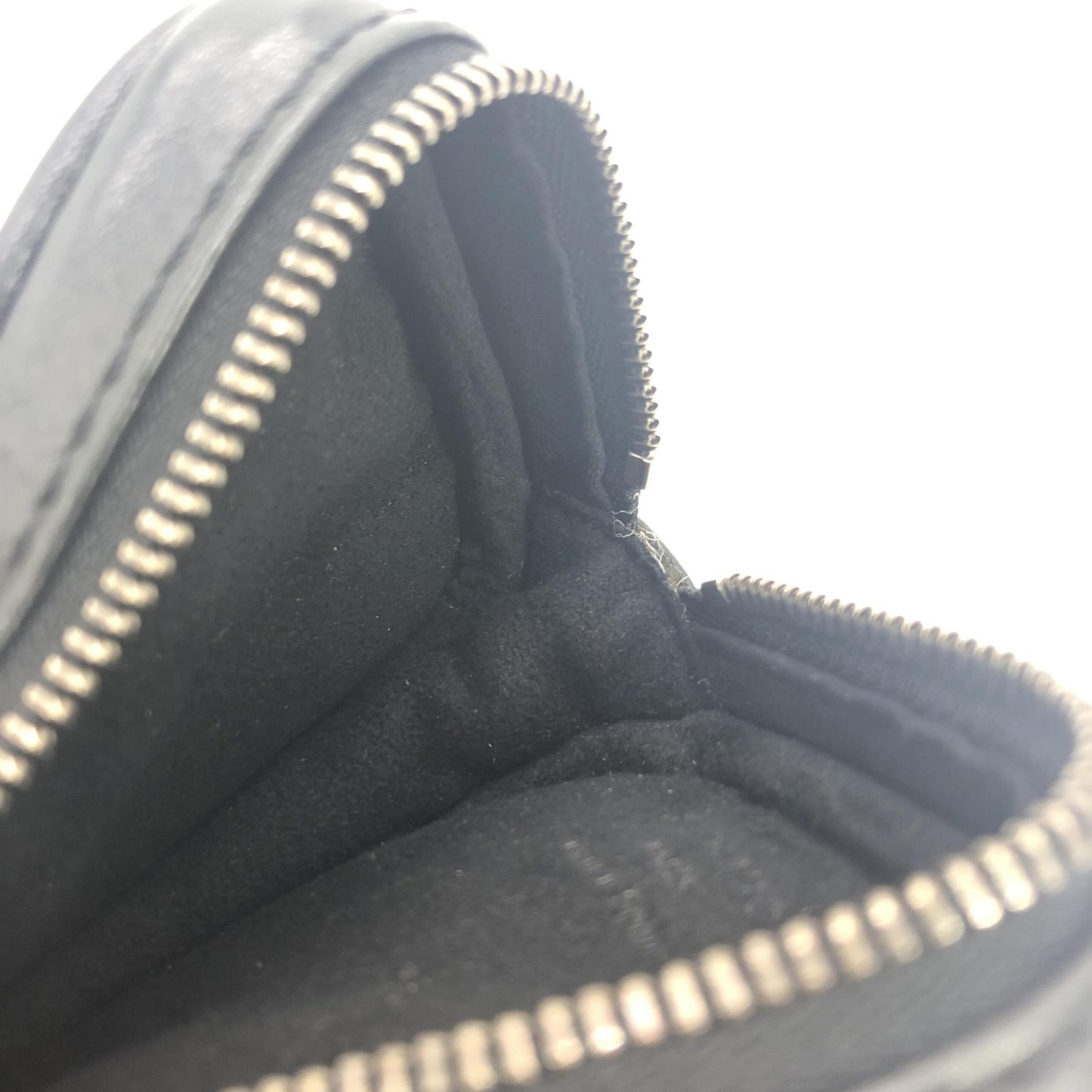 Black Leather Zippered Carrying Case