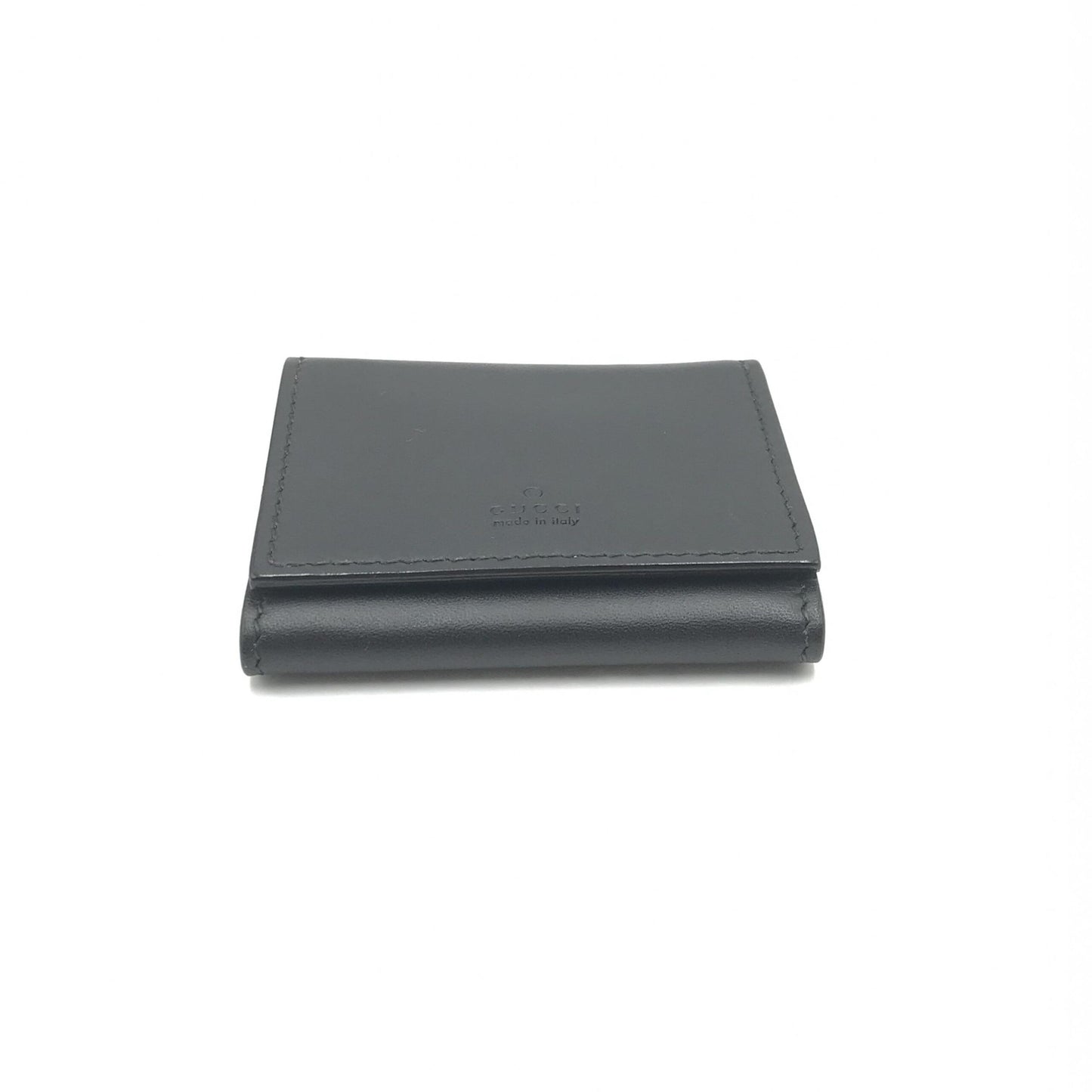 Compact Leather Wallet With Sleek Design