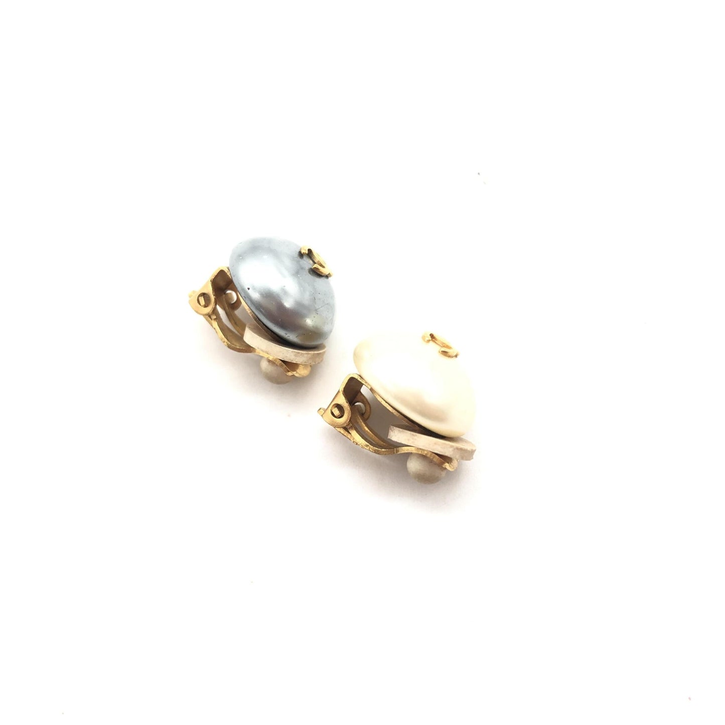 Gray And White Pearl Stud Earrings