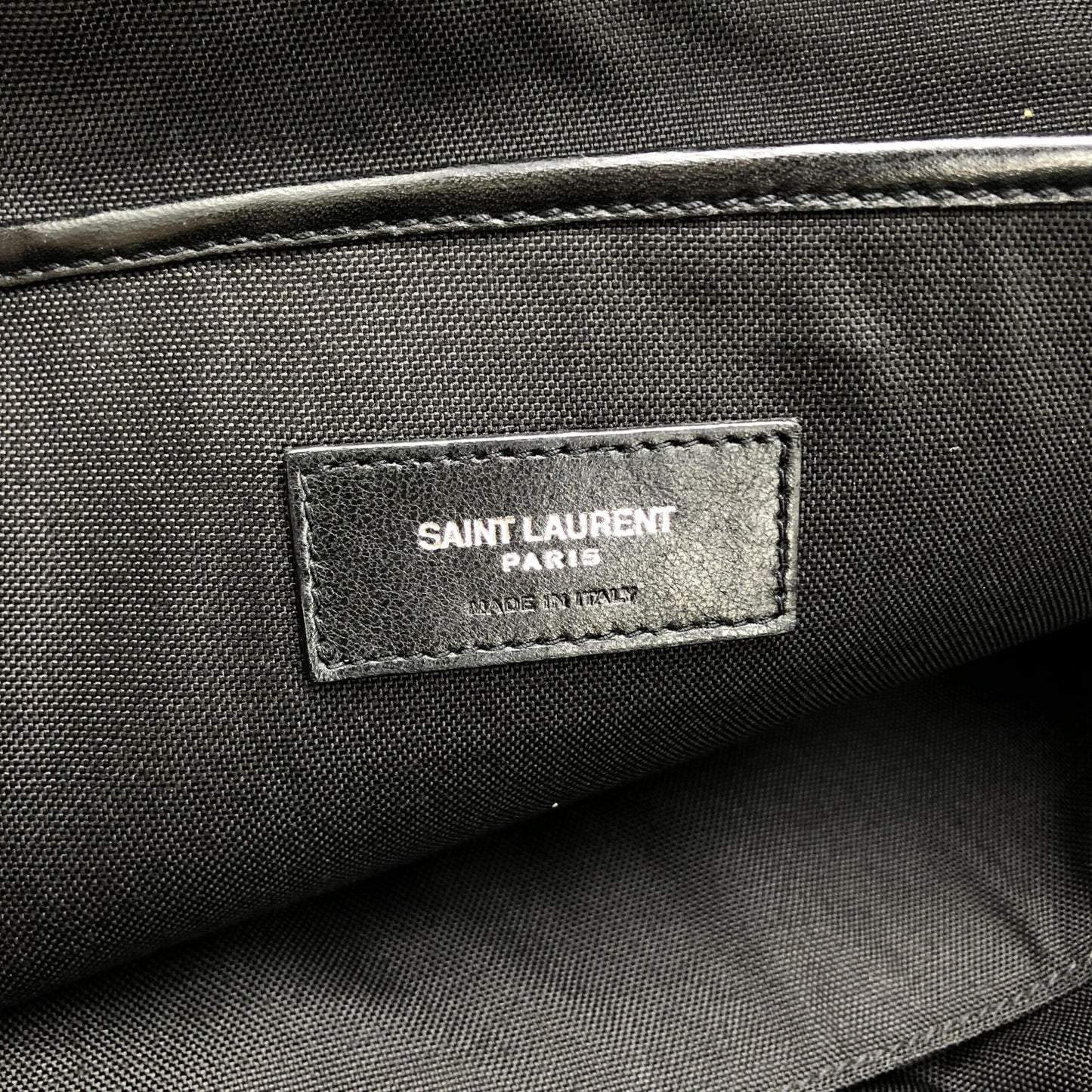 Black Leather City Backpack With Zipper