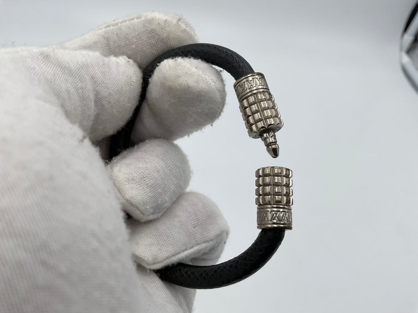 LOUIS VUITTON Digit Bracelet