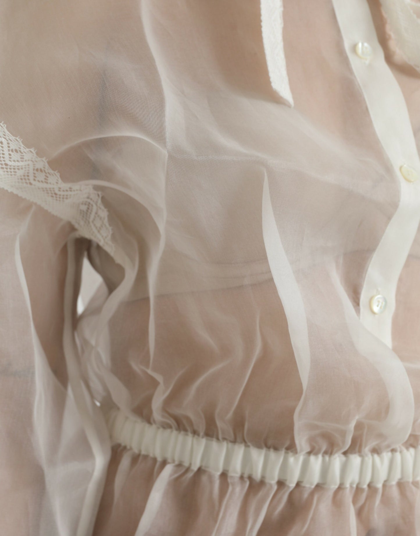 White Silk Long Sleeves Ascot Collar Top