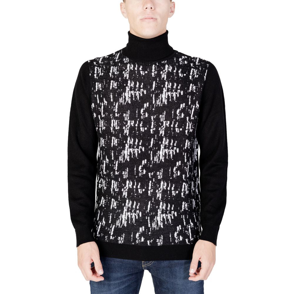Black Wool Turtleneck