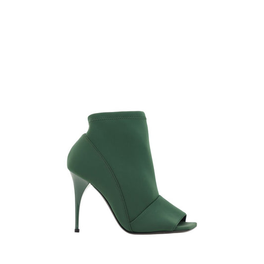 Bicolor Polyamide Pumps